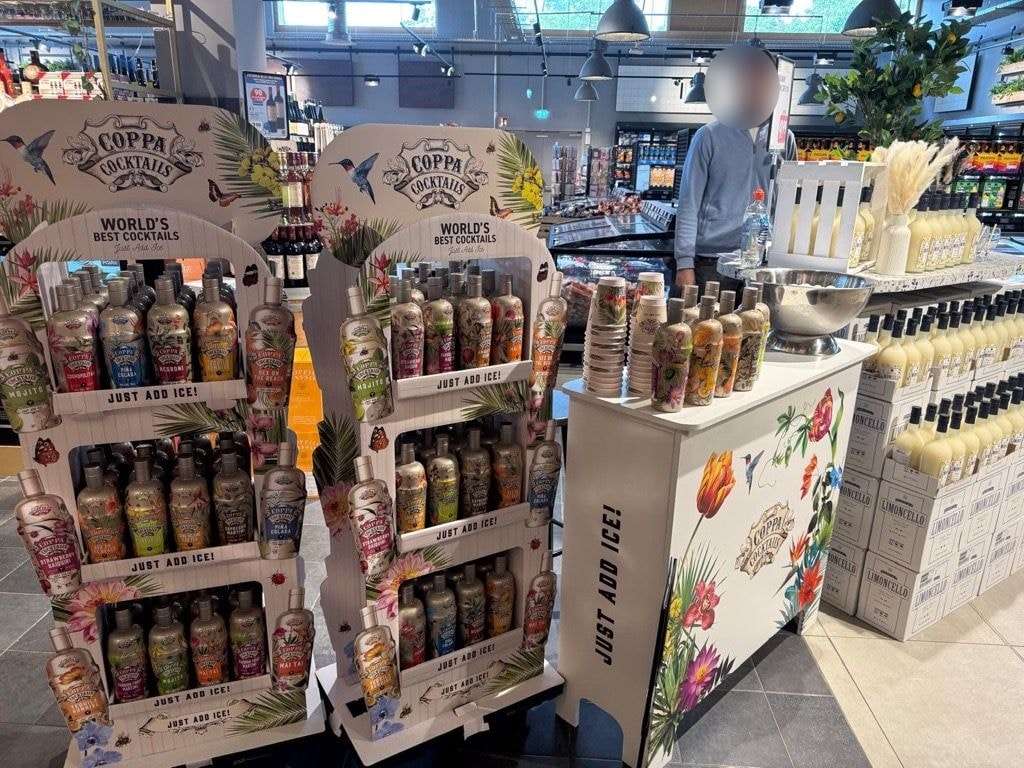 Cocktail-Displays im Markt