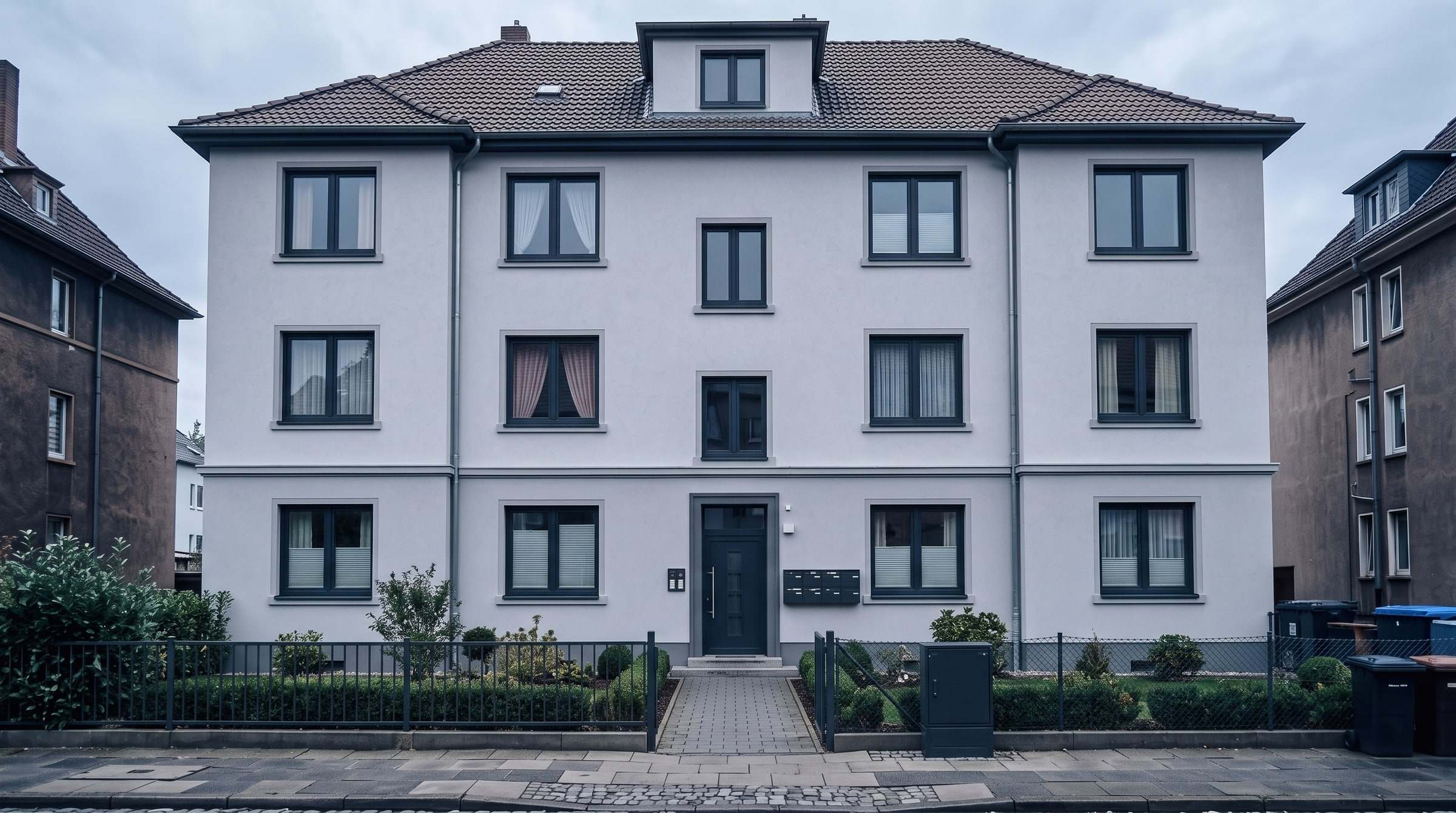 Modernisiertes Mehrfamilienhaus